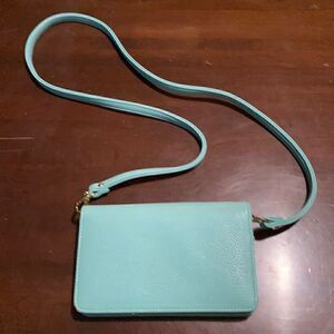 No name crossbody purse